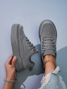 Women's Classic Versatile Solid Color Patchwork Low Top Skate Shoes, Fashion Round Toe Height Increasing Outdoor Casual Couple Sports Shoes