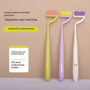 soft bristle S-shaped toothbrush for Bass brushing stylish couple toothbrush for gentle gum care curved head toothbrush — ideal for soft Oral Green