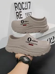 Fashion Kitchen Chef Shoes for Women, Durable Anti-Slip Waterproof, Thick Sole Casual Work Shoes, Couple One-Step Slip-On Slippers