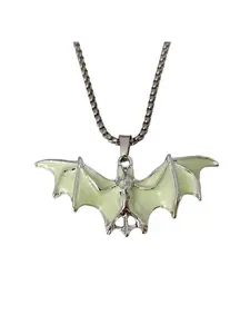 Halloween Party Glow-In-The-Dark Vampire Bat Pendant, New Cool Street Festival Necklace Accessory, Dark Theme Jewelry for Halloween
