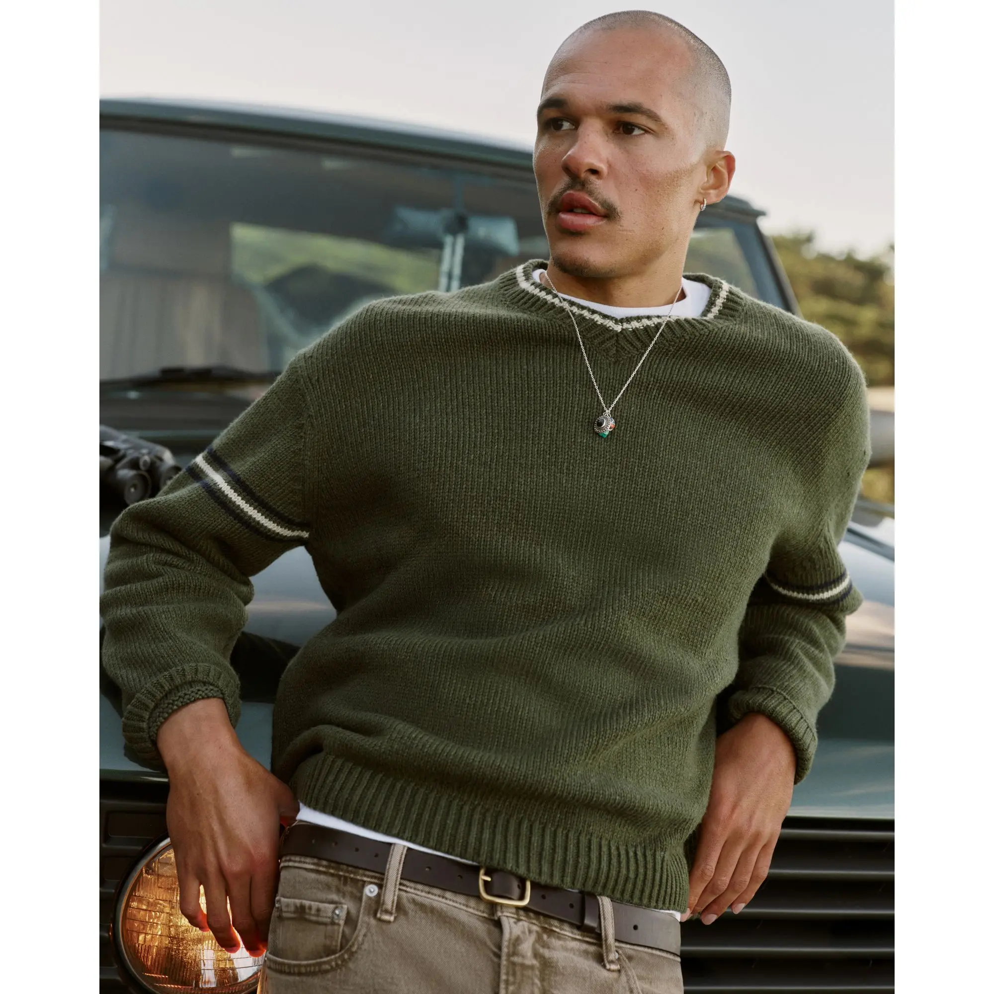Abercrombie & Fitch V-Neck Sweater