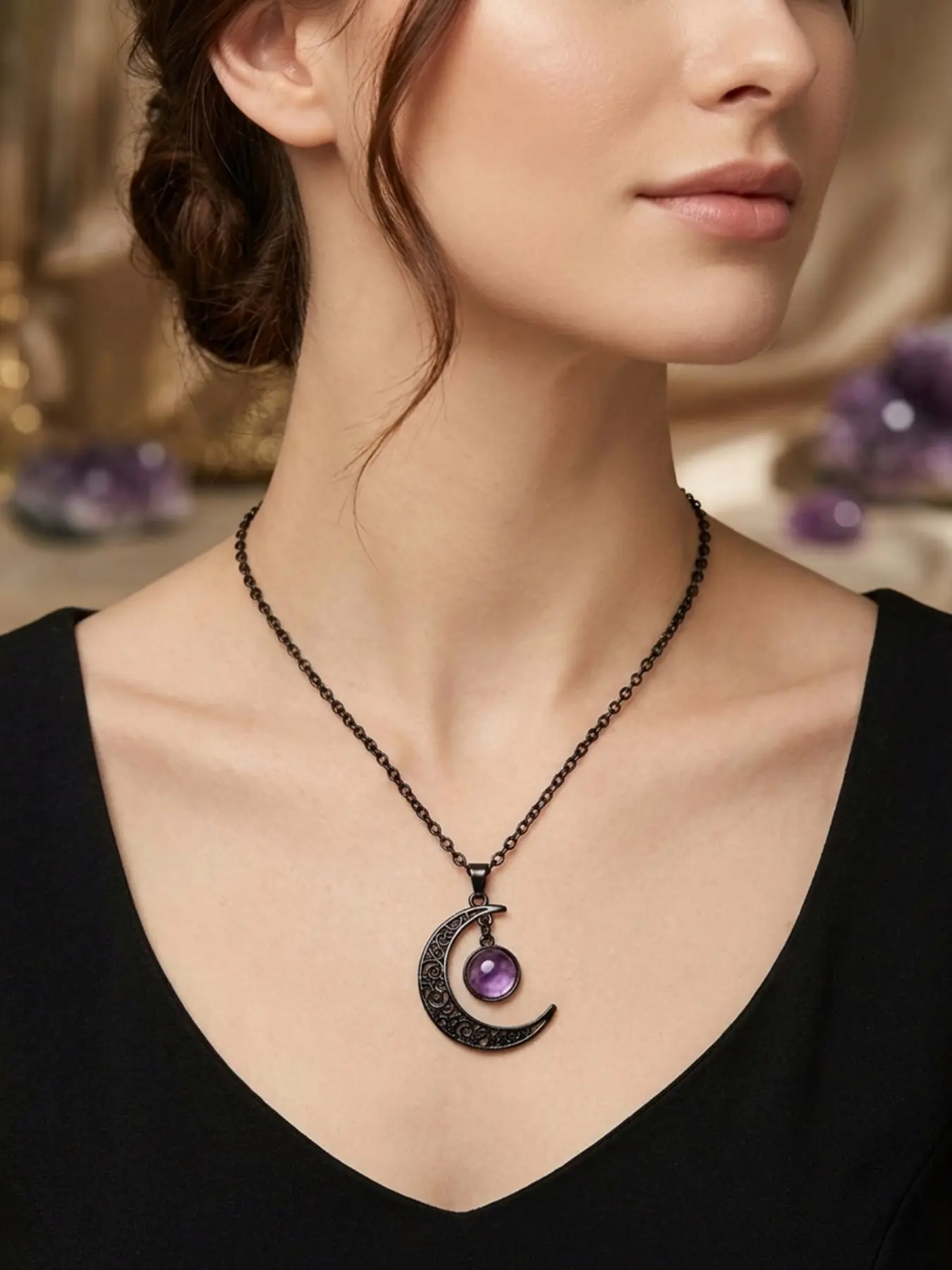 Gothic Moon Crystal Necklace Punk Style Moon Pendant Necklaces Vintage Black Crescent Necklace Dark Gothic Necklaces Necklets Costume Jewelry New Year Jewelry Moon Goddess Pendant for Women