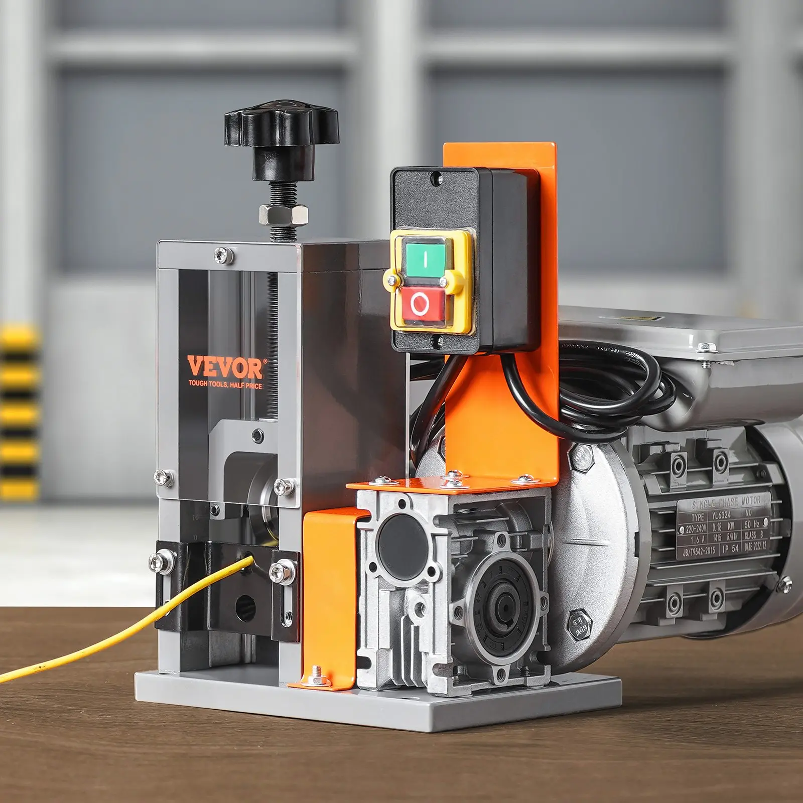 VEVOR 180W Automatic Wire Stripping Machine, 60 ft/min Electric Motorized Cable Stripper (0.06"-0.98" Range) with Visible Stripping Depth Reference, Cast Aluminum Hardware Tool for Scrap Copper Recycling, Hands-Free Tool, Father's Day Gift, Tools And Gadg