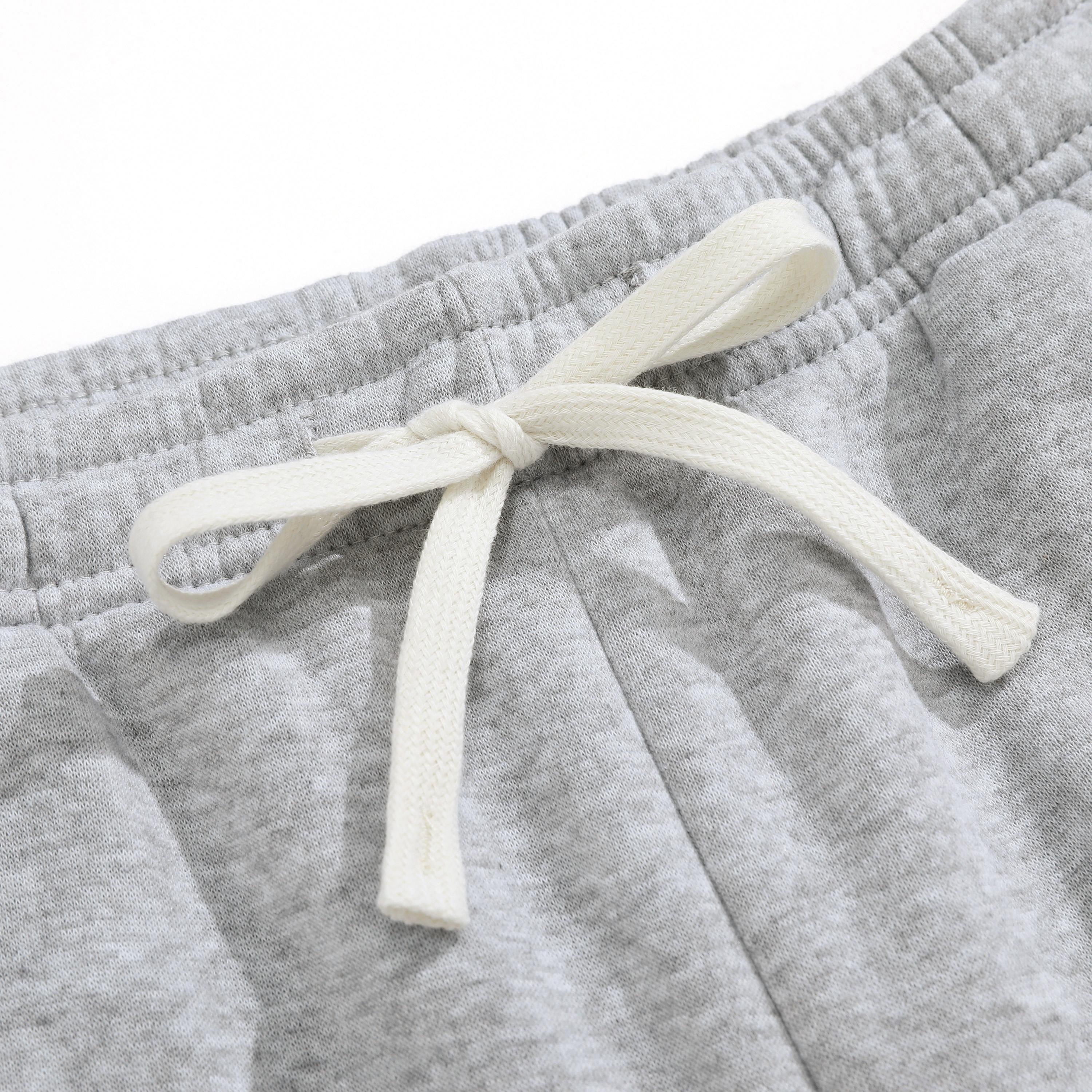 Men's 2-Piece Stretchy Loose Casual Set - Minimalist Chic Stretchy Fabric Breathable Polyester Mid-Thigh Jogger Shorts, Drawstring Belt, Flat-Stitched Hem for Running, Commuting