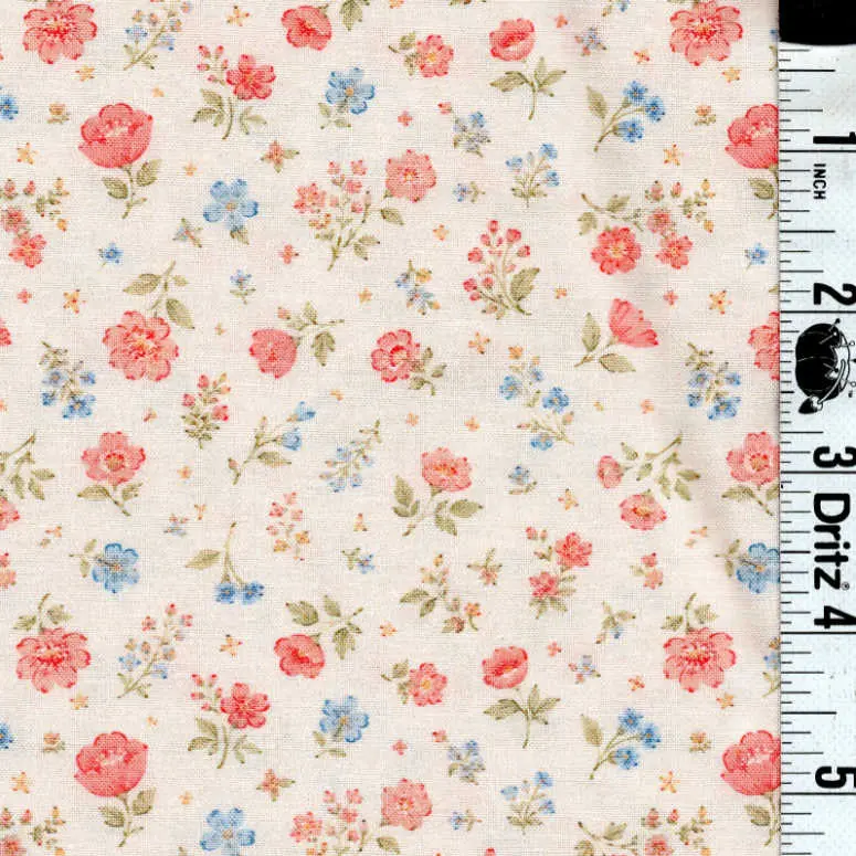 5-Yard Continuous Fabric Cuts Cottage Garden – Endless Possibilities!