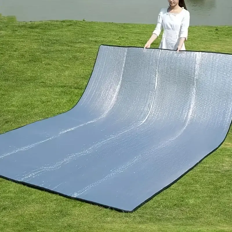 Aluminum Foil Camping Mat, 200x200cm Double-Sided Waterproof Camping Accessory with Insulation, Dust-Proof, Moisture-Proof, Lightweight for Outdoor Picnics, Beach Outings