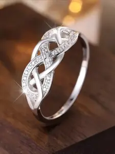 Gorgeous infinite loop line women's ring suitable for party jewelry, Valentine's Day gift, women's jewelry