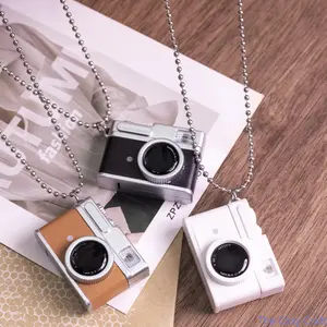 Vintage Mini Camera Bag Charm Keychain, Creative Dual‑Use Light‑Up Sound‑Making Pendant, Trendy Nostalgic Cute Accessory, Fun Playful Decor Ornament for Kids & Adults, Ideal for Handbags, Backpacks, Daily Styling, Party Decor and Sweet Gift Giving outdoor