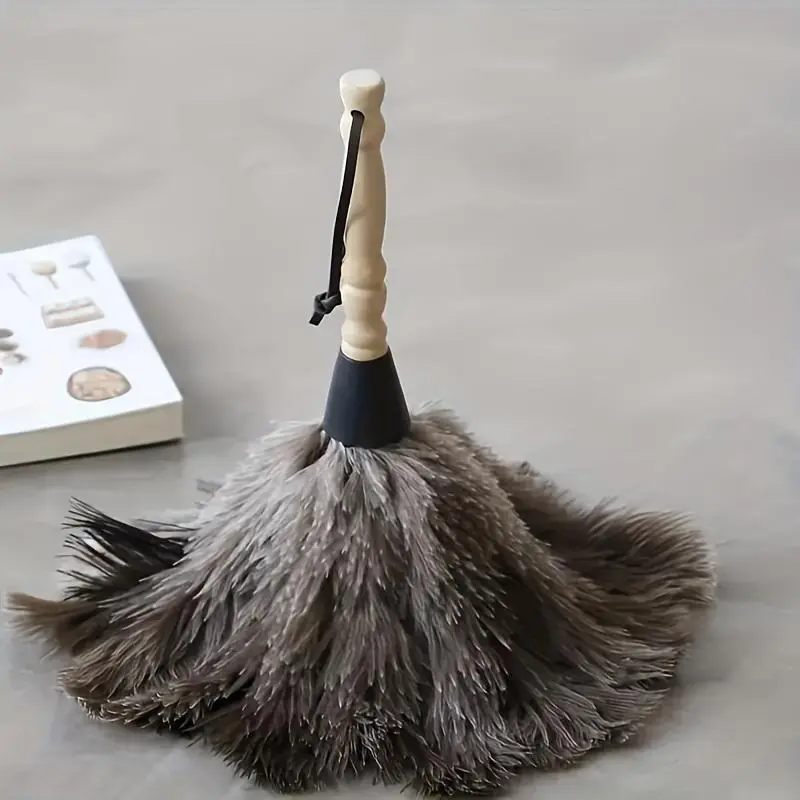 Reusable feather duster - A gentle and non-loose household cleaning tool suitable for use in homes, cars and electronic devices Multisurface Dusters House Cleaning Tools Cleaning Supply