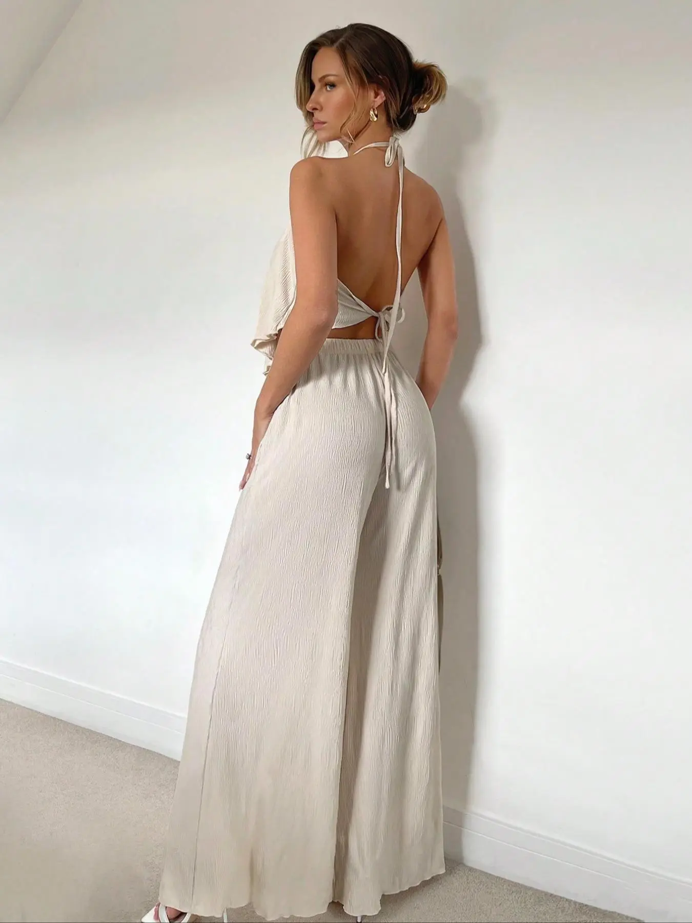 Women's Solid Halter Neck Backless Sleeveless Loose Top & Wide Leg Pants Two-Piece Set, Casual Fashion Outfit for Daily Outdoor Wear, All-Season Womenswear Clothes