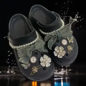 (New)12 Pcs/set Bowknot Pearl Flower Shoe Accessory Girl Faux Pearl and Bowknot Decoration Shoe Accessory with Pear Chain, Fashion Shoes Accessories. Bowknot Bow Tie for Accessory Shoe Accessory Clogs Decorative Jewelry Slippers Party Gift Footw
