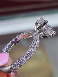 Trendy Luxury Sparkling Ring for Women Elegant Cubic Zirconia Engagement Jewelry Fashion Wedding Anniversary Party Ring Gift for Mom Wife Girlfriend Birthday Christmas Halloween Date Night Jewelry Brilliant Rhinestone Accessory with Luxury Shine