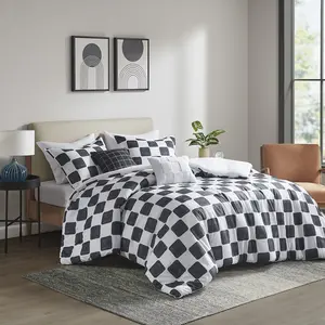 Intelligent Design Miley Checkered Comforter Set