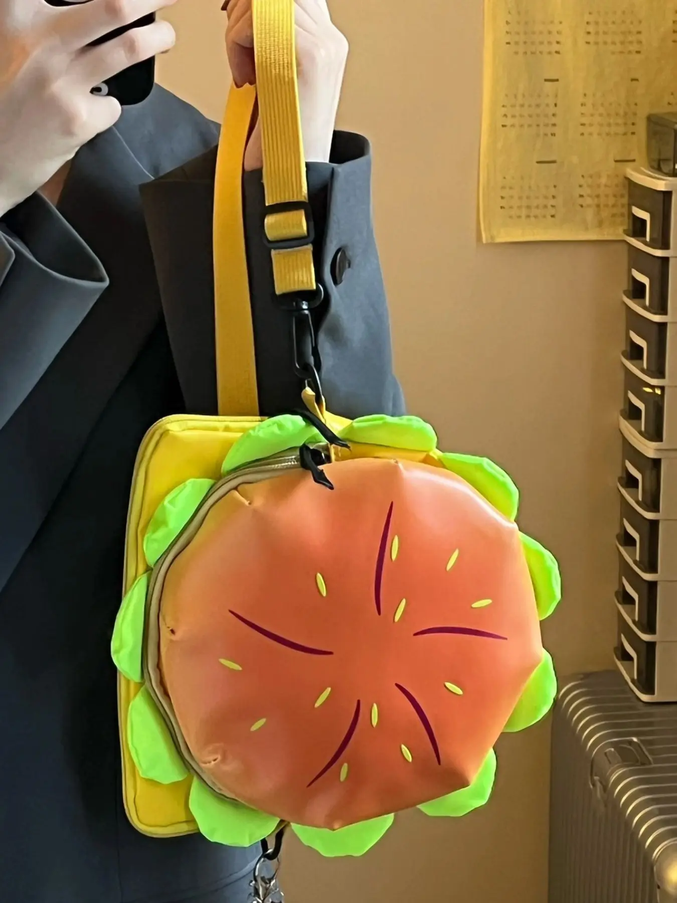 Large Capacity Crossbody Bag, Cute Cartoon Cheeseburger Design, Perfect for Halloween, Shopping, Travel, Holiday Gifts, Versatile Sling Bag