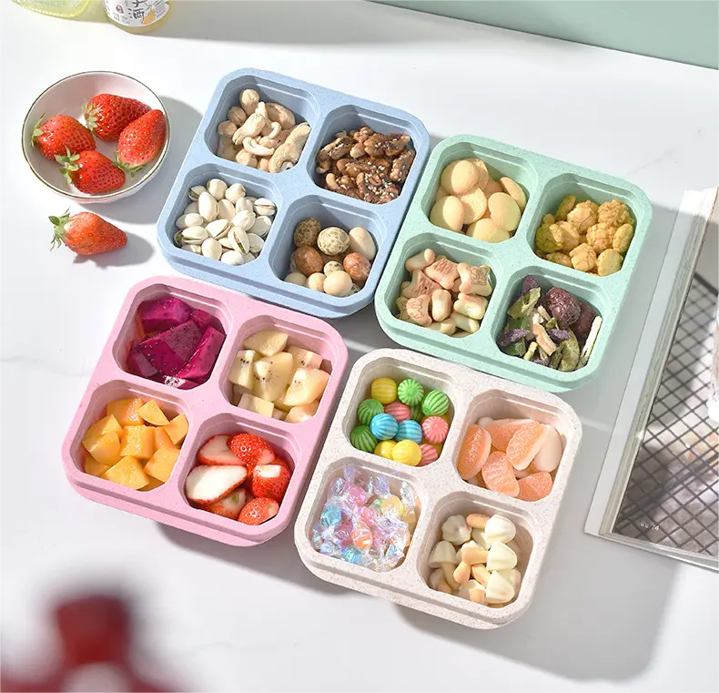 Set of 4 bento snack boxes, candy dried fruit bento snack boxes, 4 compartment food storage containers, lunch boxes, food utensils, lid preservation