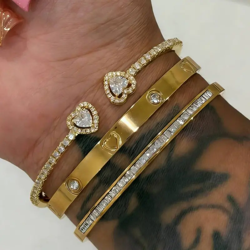 Women's 3pc Stainless Steel & 18k Heart Rhinestone Bangle Bracelet Set, Copper Inlay Artistic Design, Ideal for Daily Wear, Heart Shaped Bracelet, Heart Cuff Bracelet, Jewelry Bracelets