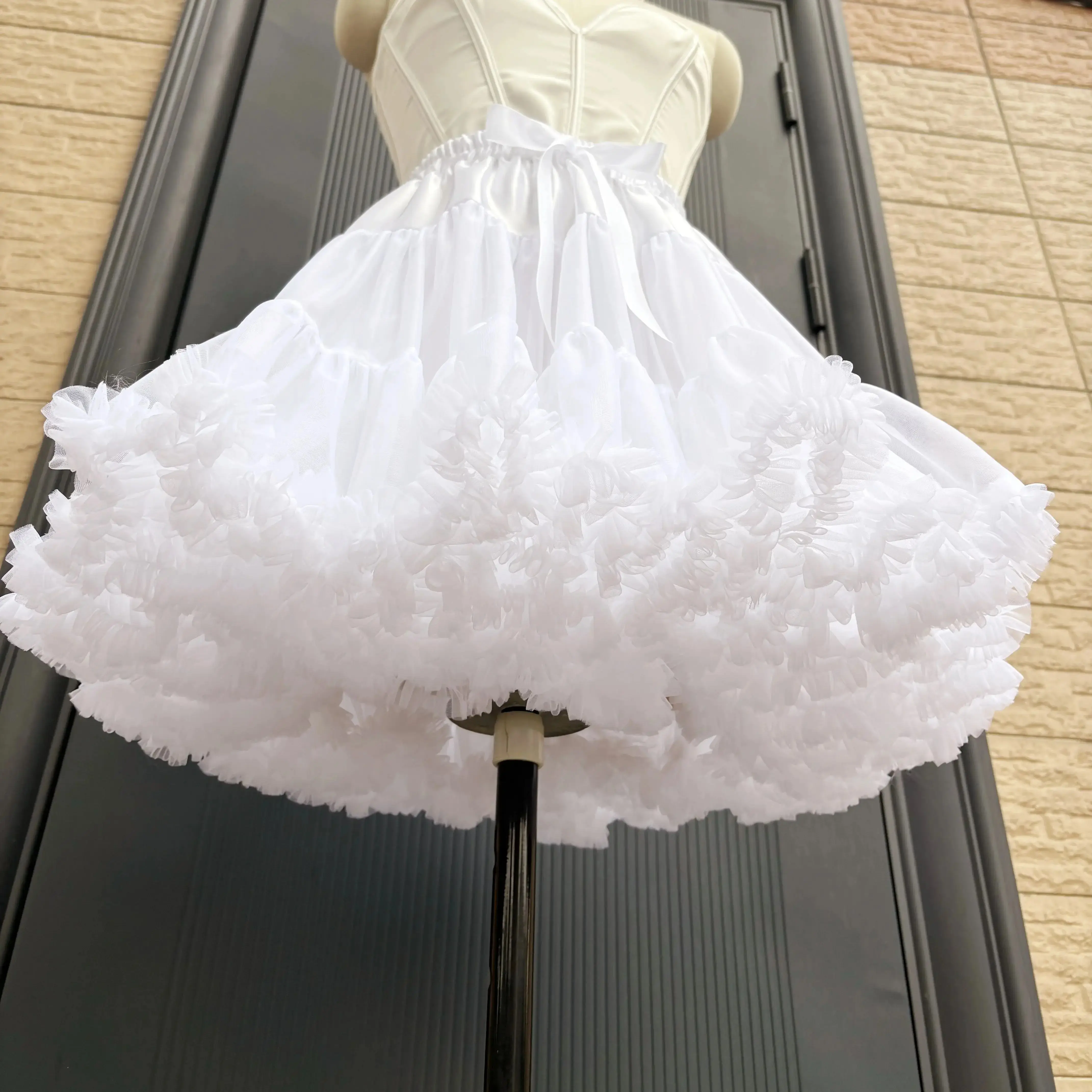 Lowest Pirce Womens 2-Layered Pleated Tulle Petticoat White Black Tutu Puffy Party Cosplay Skirt Lolita Cosplay Bridal Crinoline