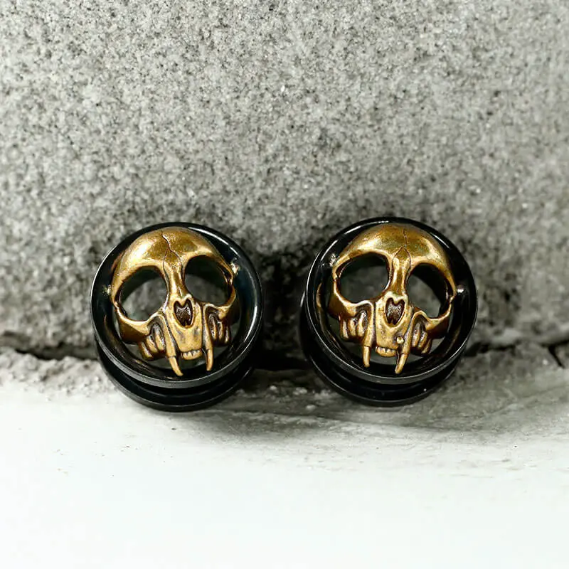 GTHIC Antique Skull Gothic Round Ear Gauges Stainless Steel for Men Women Daily Wear Statement Jewelry
