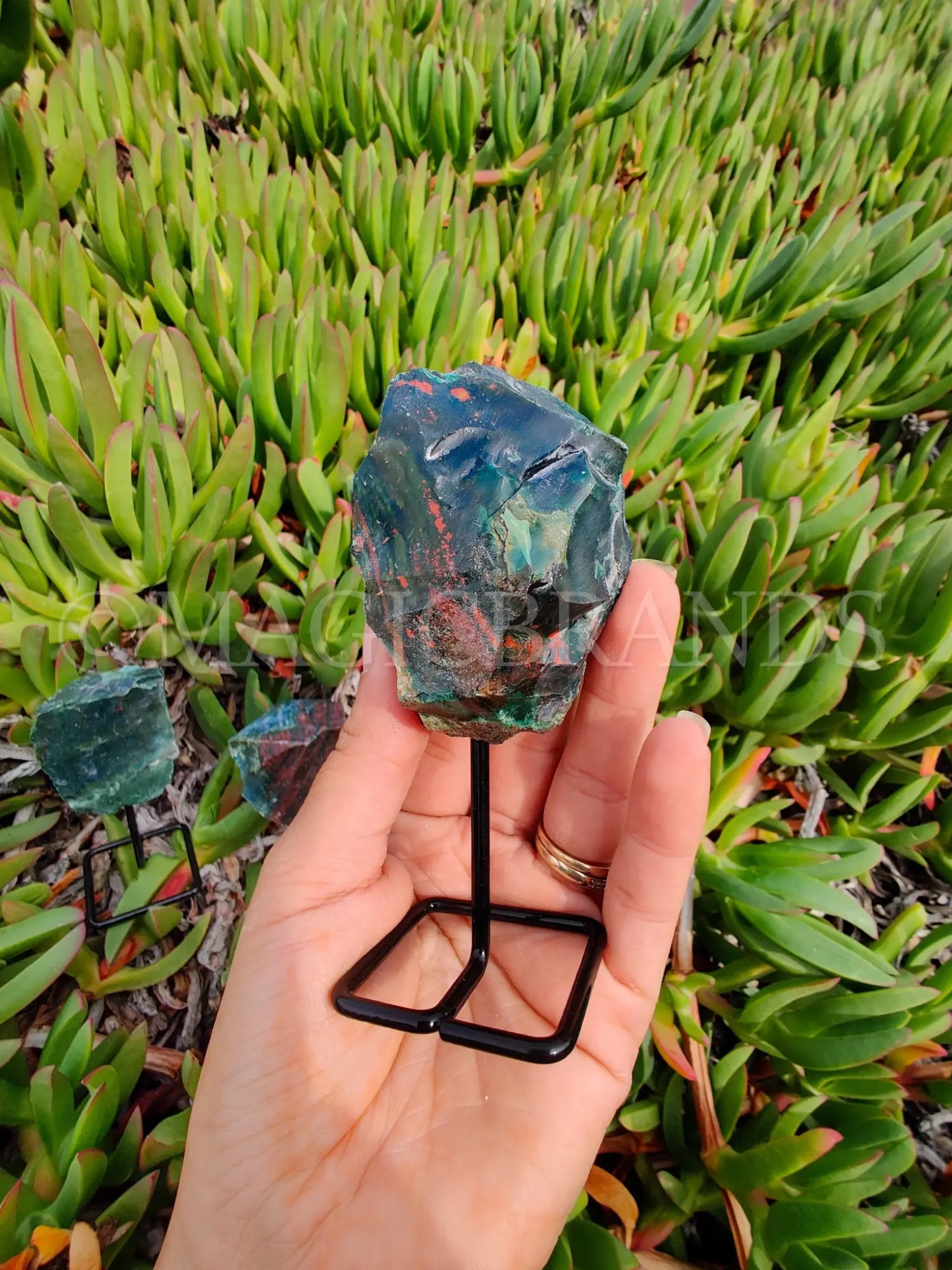 Bloodstone on Metal Stand, Bloodstone Rough, Blood stone Raw | EMF Protection| 5G Protection| Home Protection Crystal | Detox Crystal