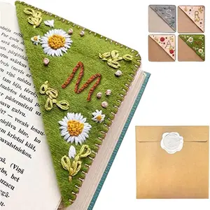 Personalized Hand Embroidered Corner Bookmark 26 Letters Hand Stitched Felt Corner Letter Bookmark Cute Flower Embroidery Bookmarks for Book Reading Lovers Meaningful Gift