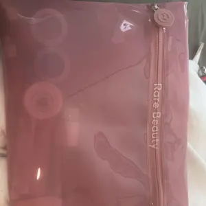 Find Comfort Tinted Clutch