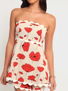 2 Piece 2-piece set Women's strapless red flower print set, Top, scallop trim, fit & flare, casual chic style