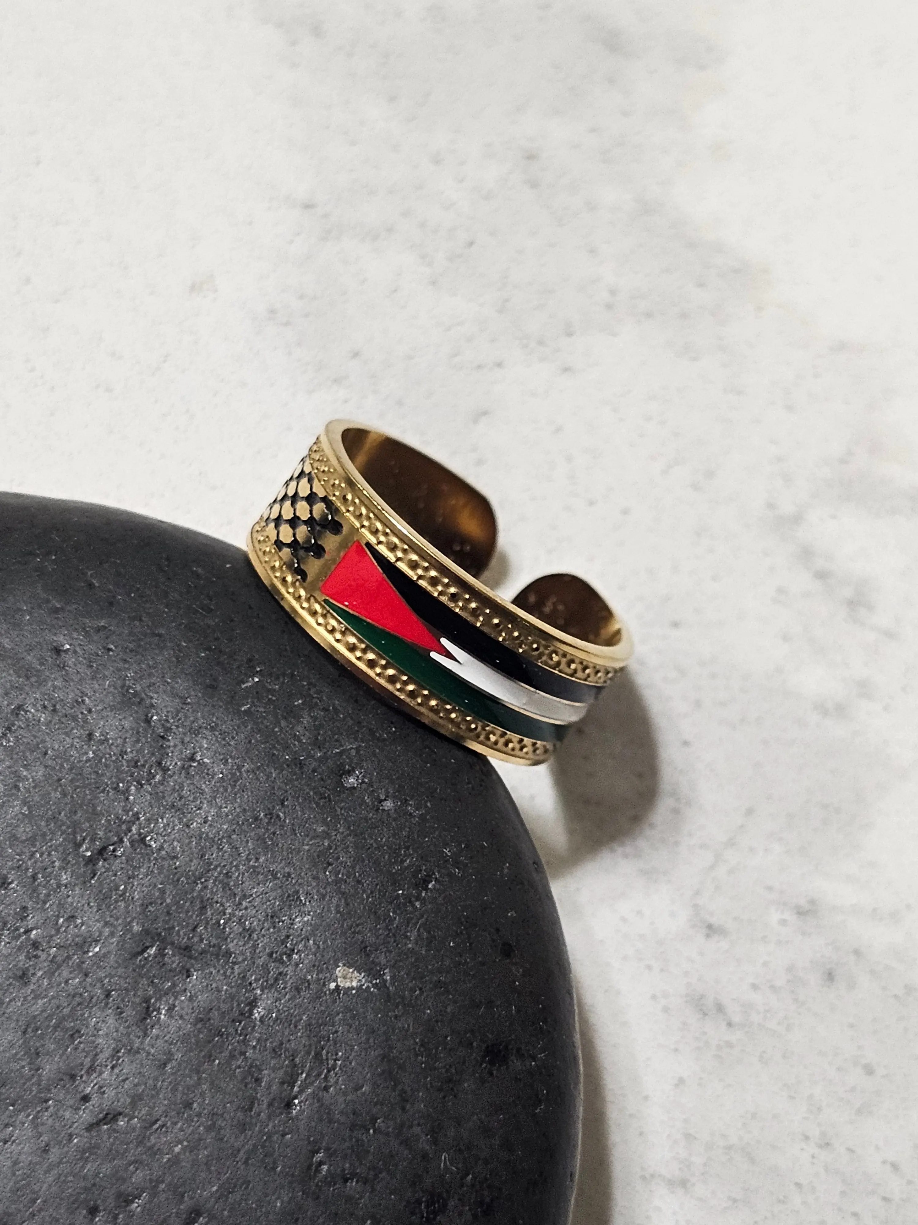 Palestine Flag Open Band Ring — Wearable Solidarity in Gold & Silver