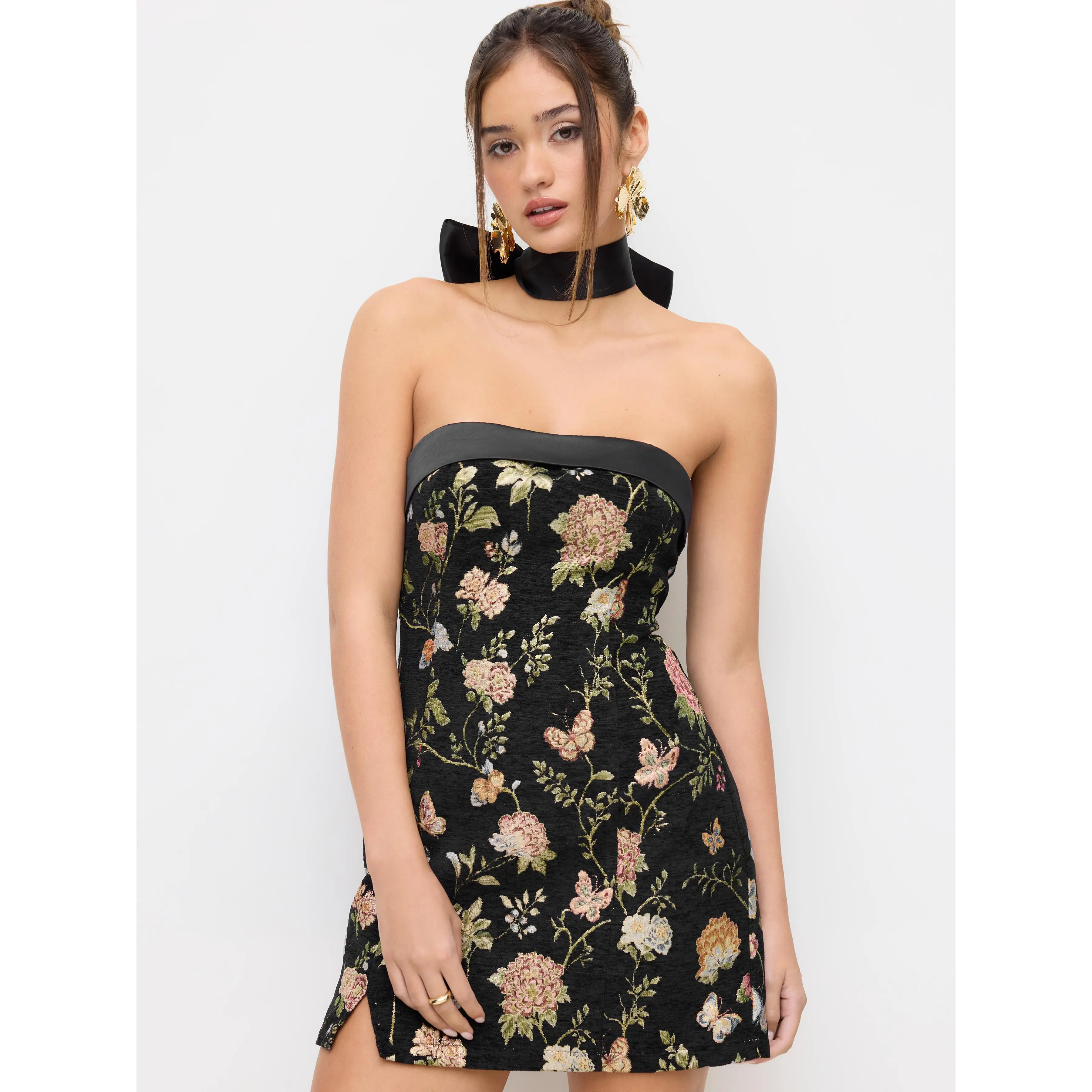 Cider Jacquard Floral Bandeau A-line Mini Dress With Bowknot Scarf SwimWeek - TikTok Shop Cider Jacquard Floral Bandeau A-line Mini Dress With Bowknot Scarf SwimWeek - TikTok Shop