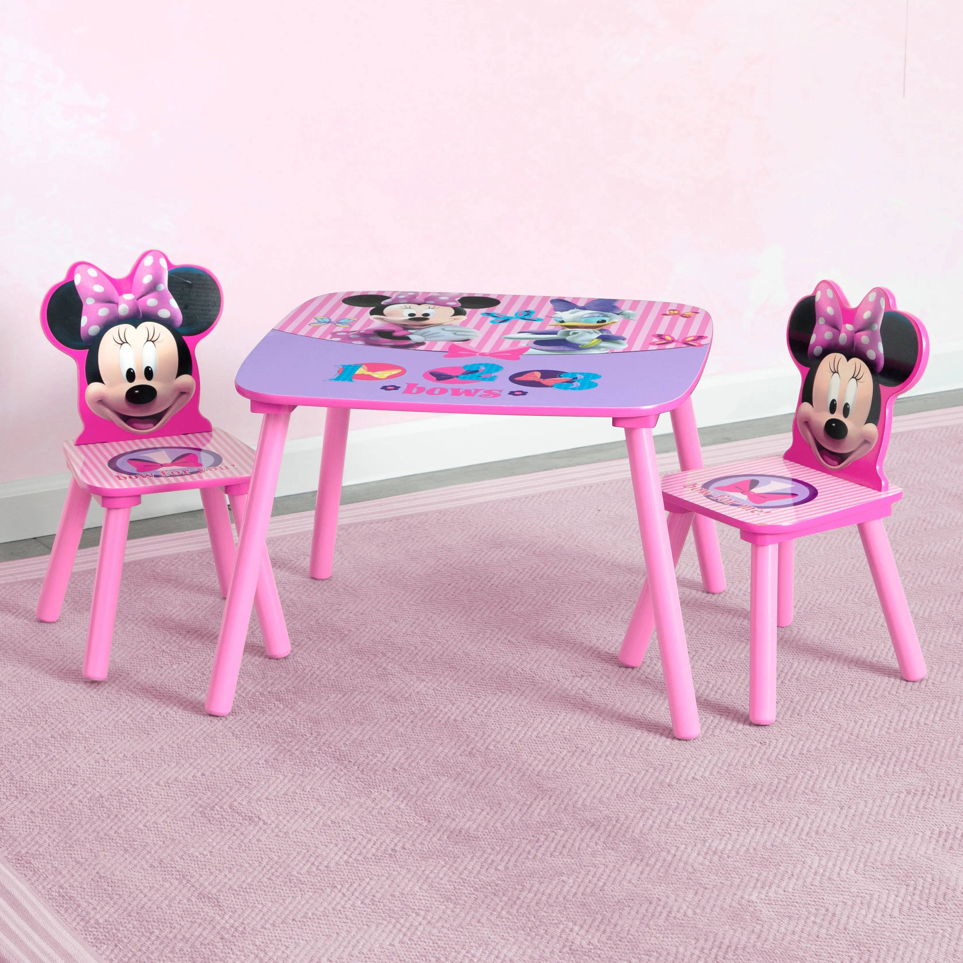 Minnie Mouse Table & Chair Set Minnie Mouse Table & Chair Set
