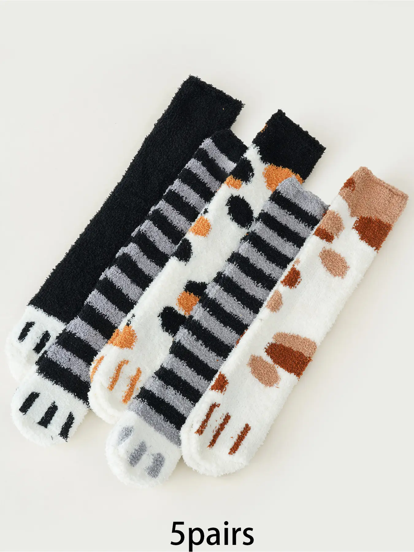 5 pairs of fashionable striped coral fleece leg socks with bear paw soles, Fitted, comfortable, breathable, and warm, suitable for women's daily wear and home use, Lady
