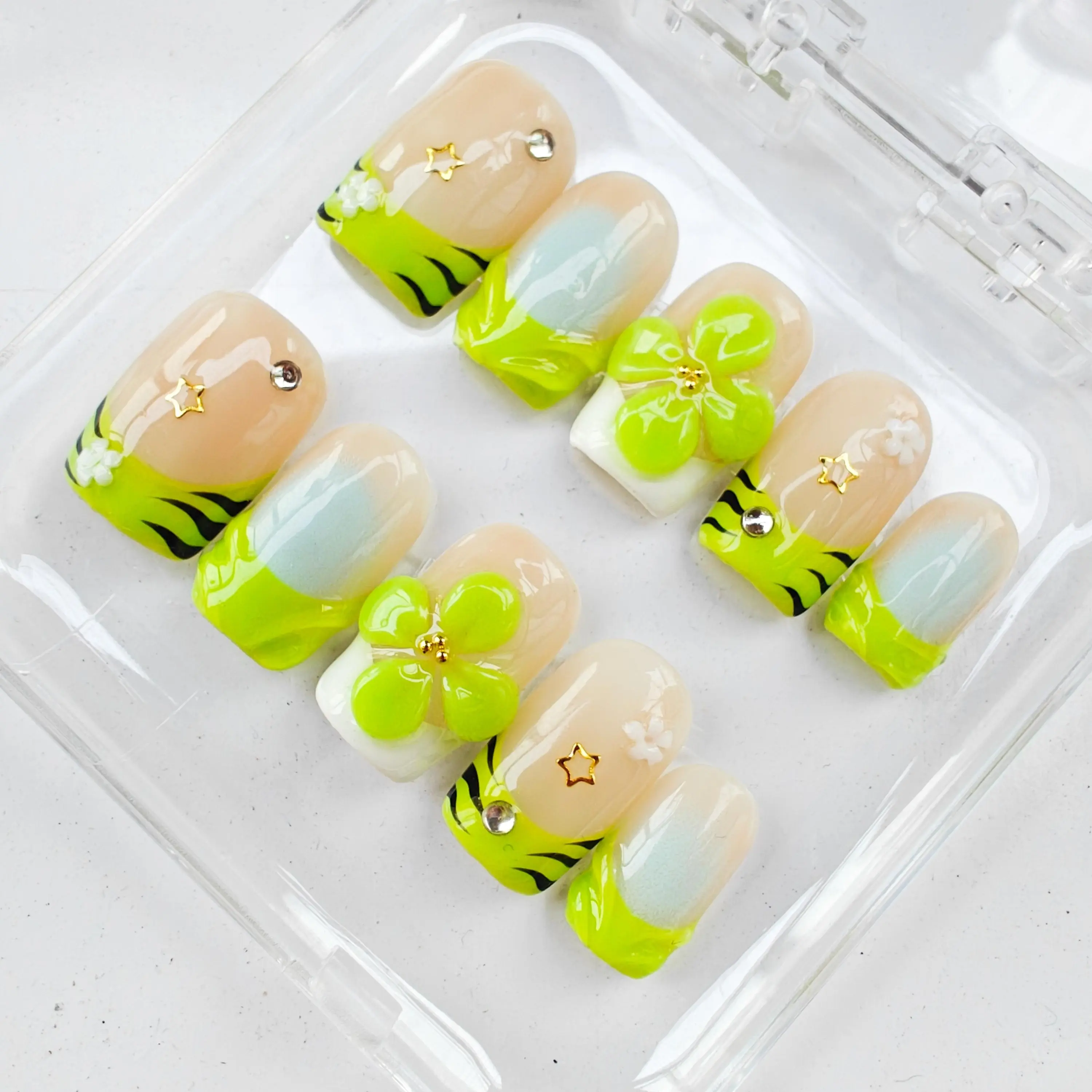 NailPosh\2.0cm square Press on nails 10 pcs\holiday nails collection\cute nails\handmade\high quality \reusable acrylic nails