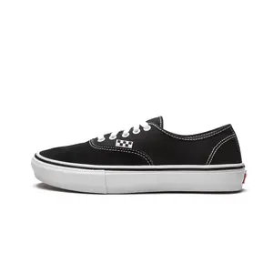 Skate Authentic "BLACK WHITE" VN0A5FC8Y28