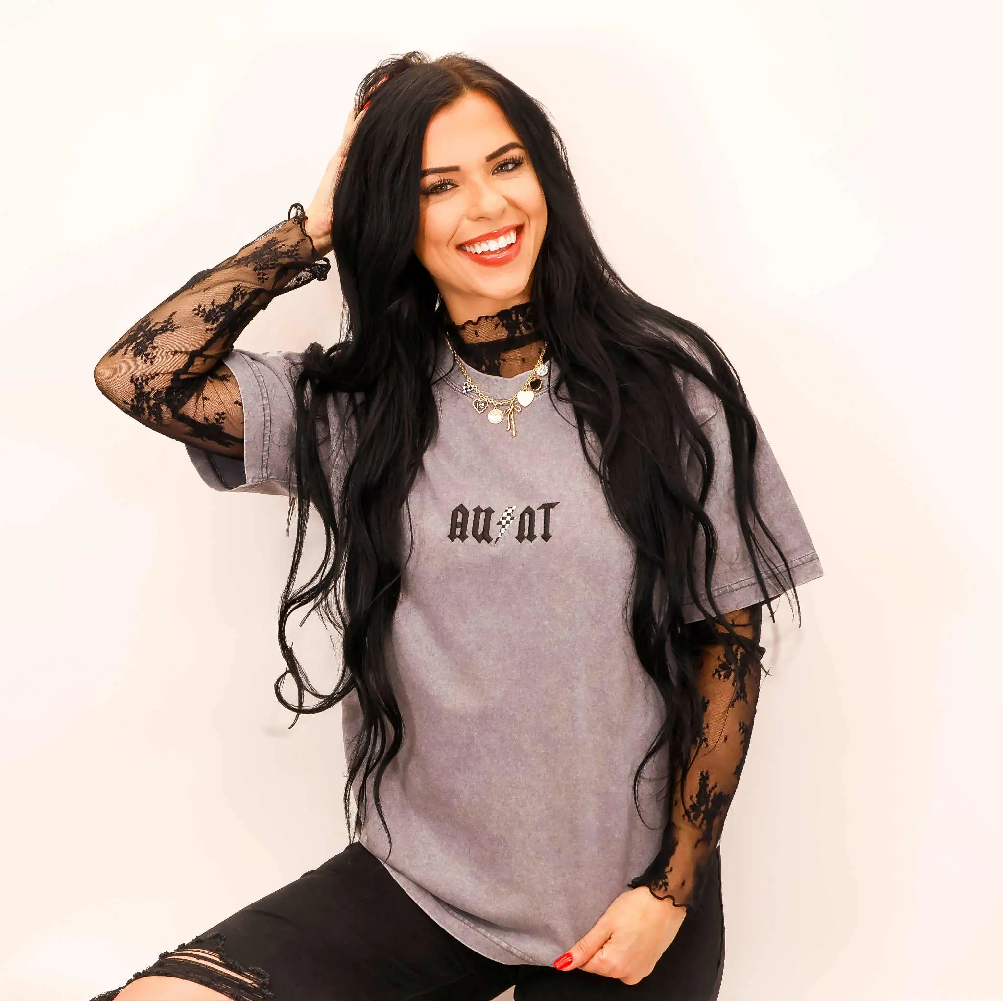 Embroidered AUNT Lightning Acid Wash Women's Loose Fitting Tshirt