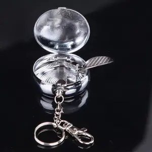 1pc Random Style Creative Lidded Ashtray, Mini Portable Stainless Steel Stylish Keychain for car keys Ashtray, perfect for on-the-go use, car use, and home decor, Keyrings for Keys