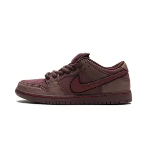 SB Dunk Low "City of Love" FN0619 600