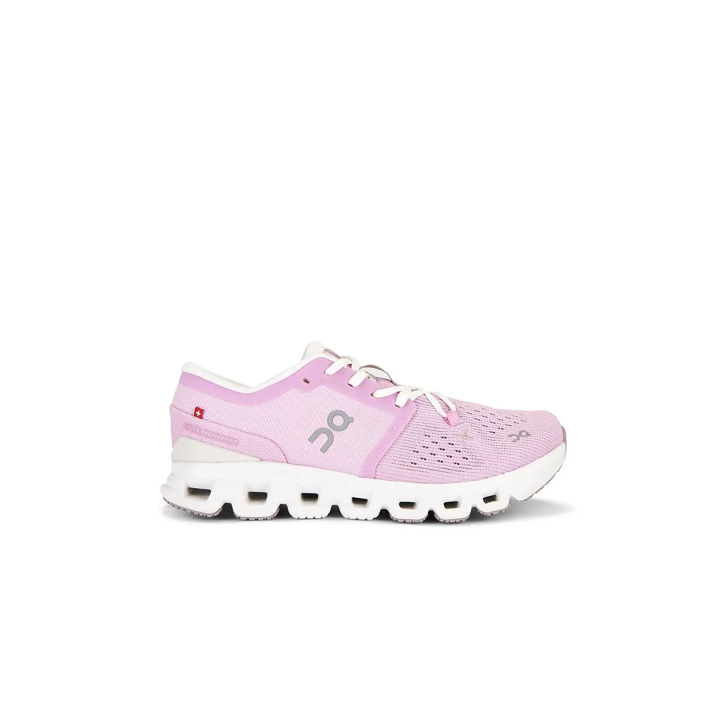On Cloud X 4 Sneaker in Petal & Sand