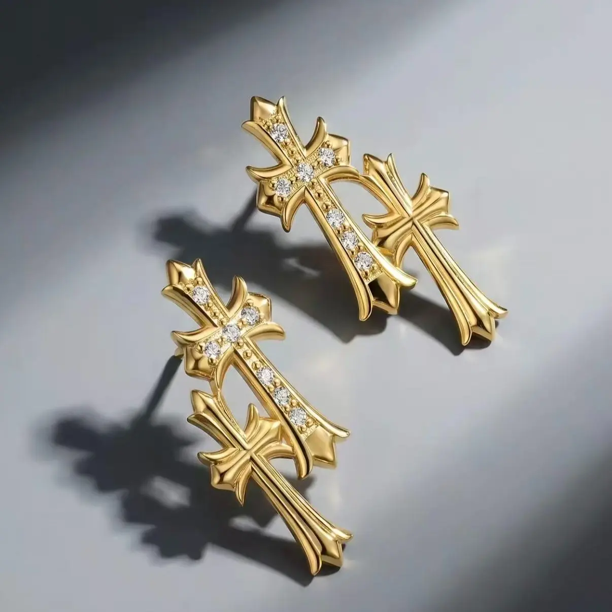 Men's Earrings, Vintage Gothic Cross Studs with Rhinestones - Lightweight Unisex Jewelry for Concerts and Everyday Wear, Cross Crucifix Earrings, Daily, Cross Shape