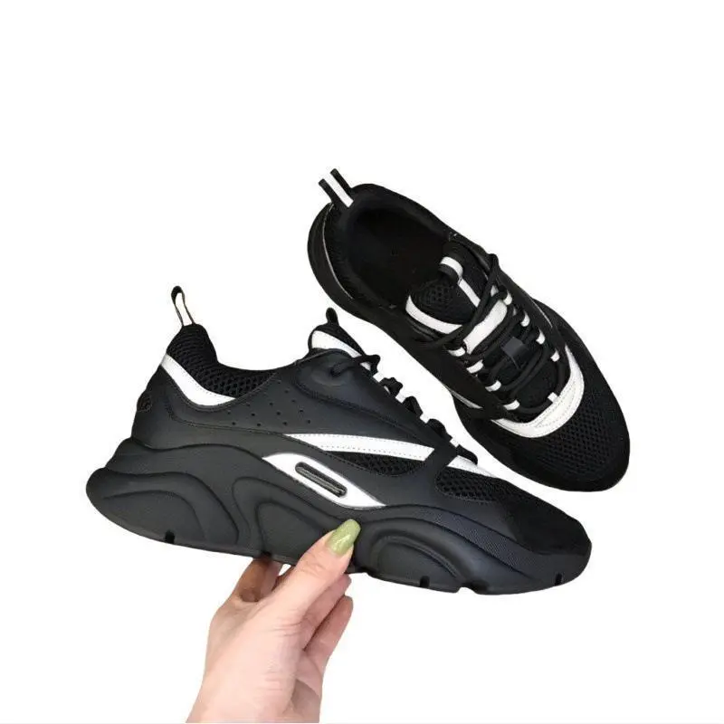 Unisex 2025 Retro Chunky Glow-Sole Running Shoes, Breathable Low-Top Trainers for Runner, Casual Sports & Outdoor Activities