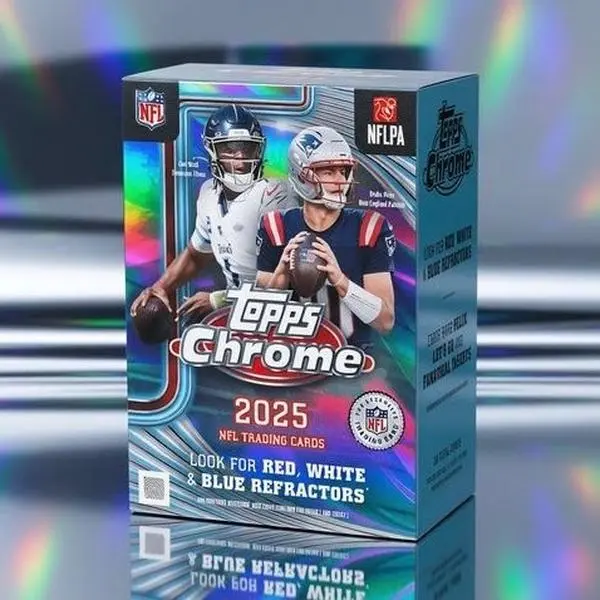 2025 Topps NFL Chrome Football Trading Card Blaster Box