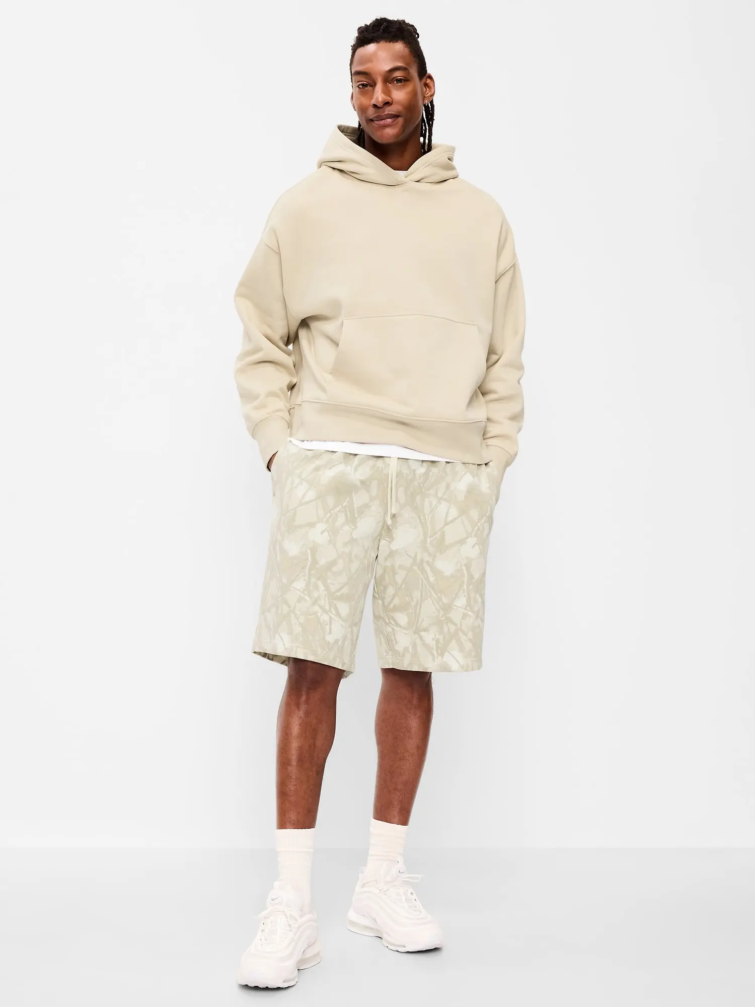 Old Navy Men's Baggy Fleece Sweat Shorts -- 10-inch inseam