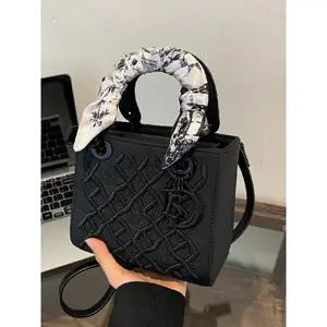 Elegant Rhombus Textured Handbag For Women, New Korean Style Casual Shoulder Crossbody Bag, Boutique Small Purse With Decor Charm, Suitable For Wedding Use