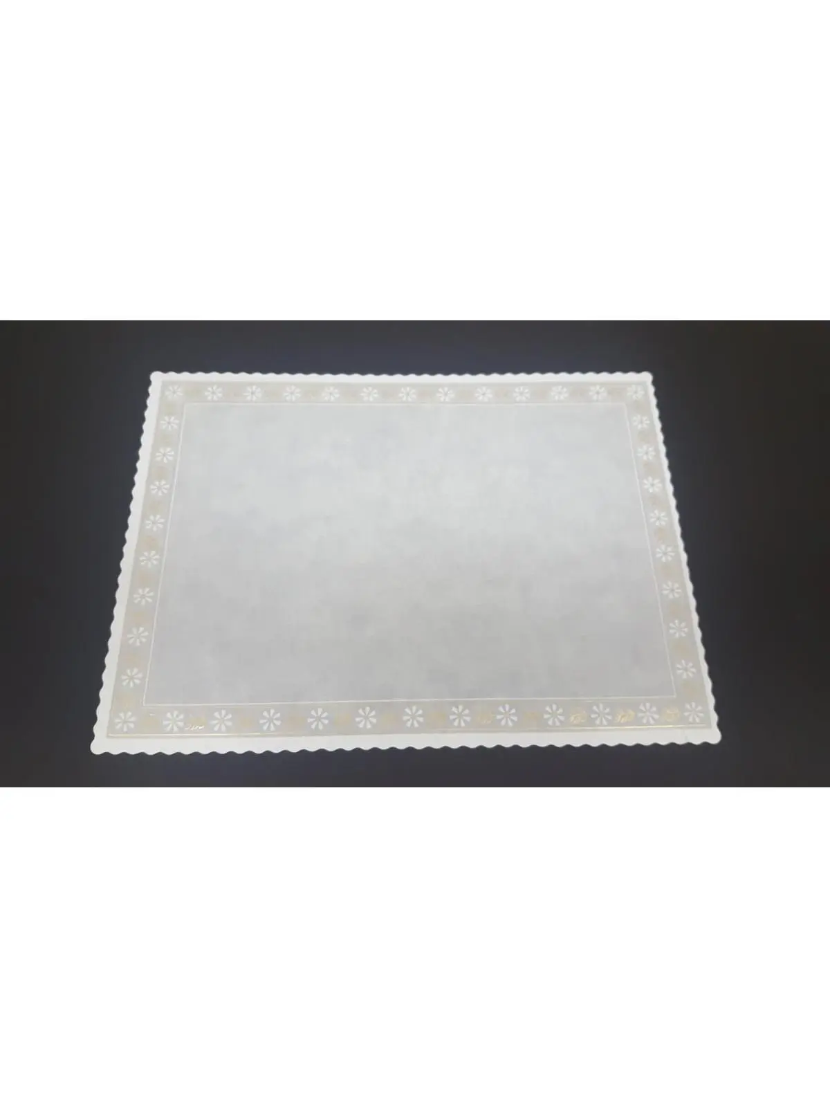 Viking -1520DDS Rectangular Glassine Paper Half Sheet Scalloped Edge Baking Doilie Stock, 14.75x19.75 in, 500-Piece Disposable Kitchen Cookware Set