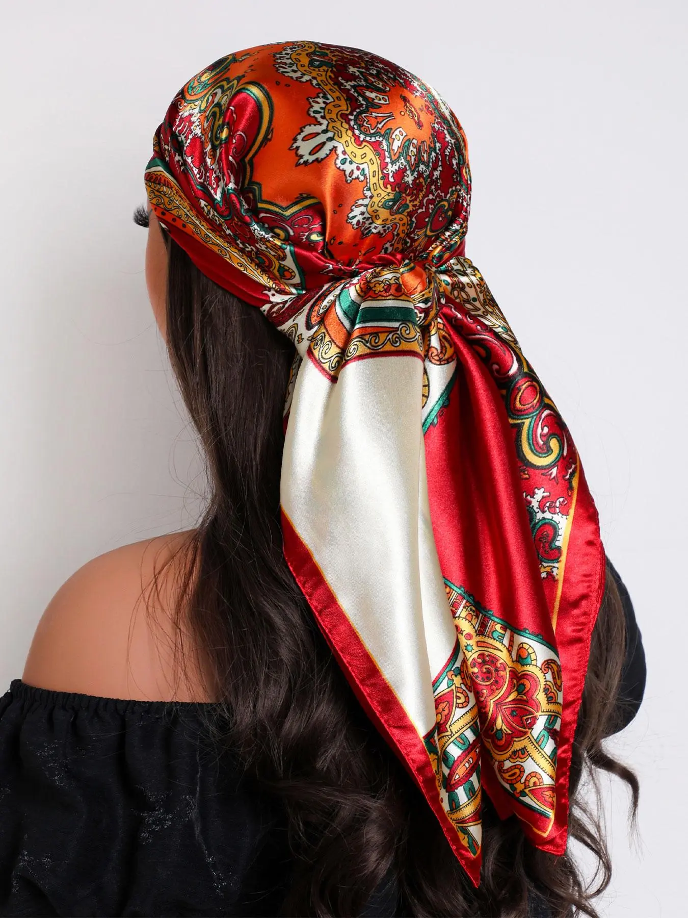 Colorful Printed Square Scarf for Women, Stylish Multifunctional Accessory for Fashion and Outdoor Activities, Lightweight and Comfortable for All Seasons, Floral Print Scarf
