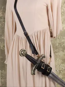 1PC Medieval Hanging Diagonally Single Shoulder Scabbard Vikings Knight Cosplay Sword Case Scabbard Frog Frame Shoulder Sword Strap For Renaissance Faire LARP Halloween Armor Cosplay Costumes（No swords included）