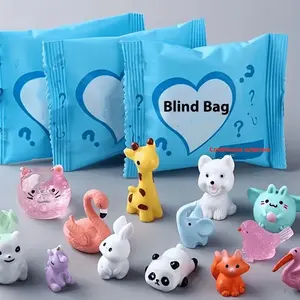 Night Glow Cartoon Blind Bag Mini Animal Models, Luminous Toy Display Piece, Summer Vacation Small Gift, Resin Figure
