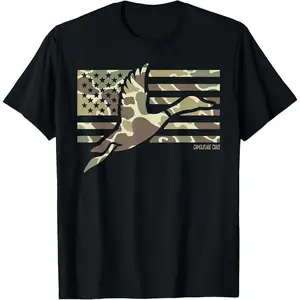 "Patriotic Camo Mallard Duck" Graphic Tee - Flying Duck Hunting T-Shirt, American Flag Camouflage Style Top, Soft Breathable Casual Wear for Outdoorsmen, Unique Gift for Hunters