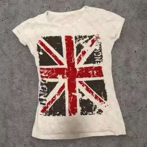 2000s Punk US/UK Flag Women Slim Baby Tee, Vintage Graphic Baby Tees, S*xy Streetwear Emo Girls, Y2k Style Crop Tops, Graphic Tees , Emo Girl 2000s Baby Tee, Goth Star Girl Y2k Kawaii Clothes, Summer Cotton Baby Tee