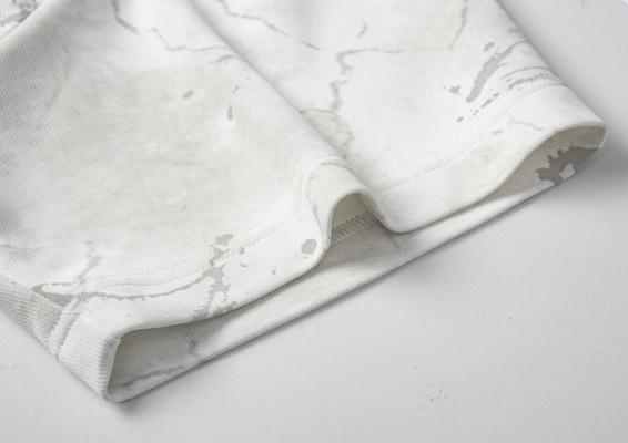 Men’s American tie-dye V-neck printed T-shirt with dropped shoulders and short sleeves; lightweight knit top for summer—breathable, trendy, versatile casual wear for everyday use and outdoor sports; Y2K style.