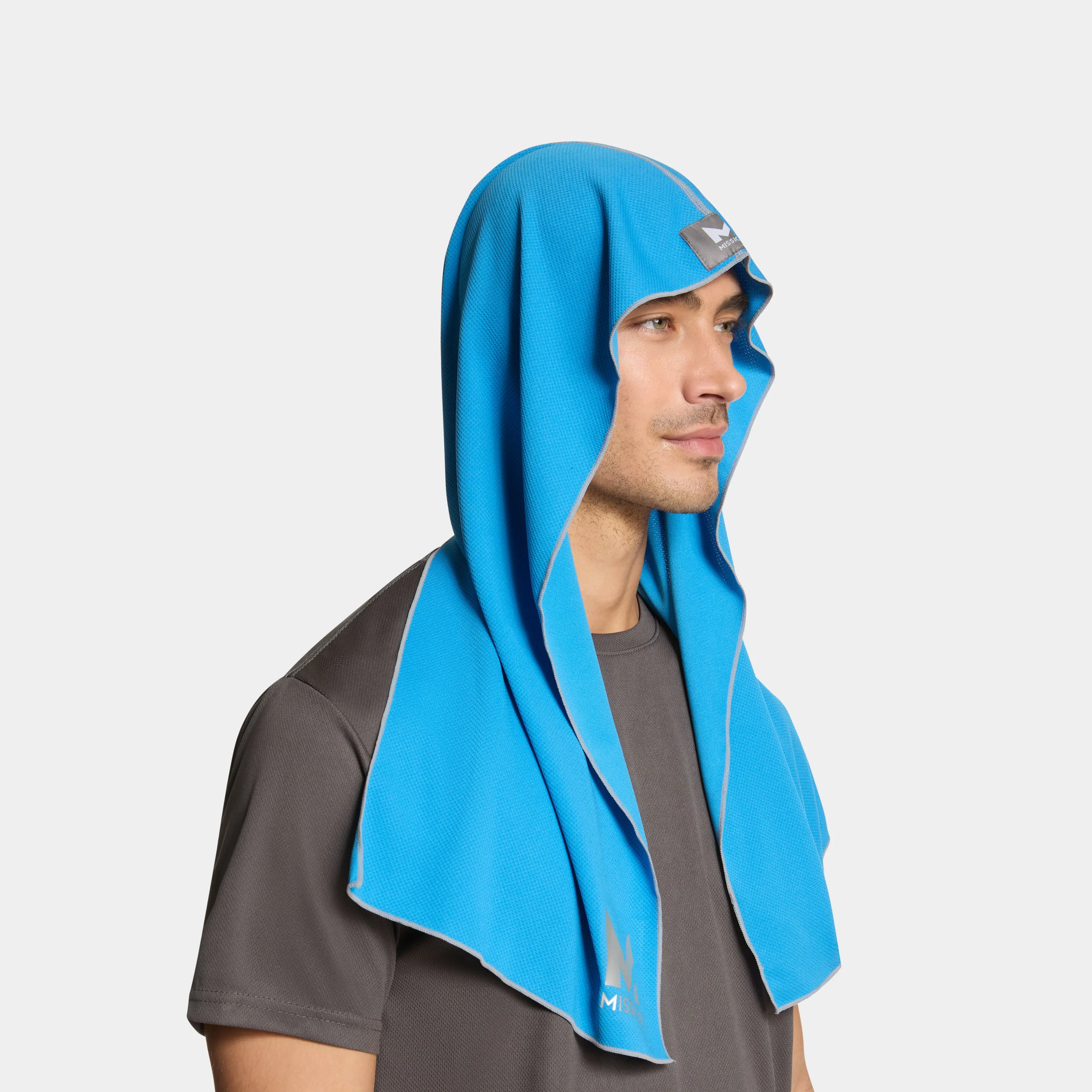 Mission Cooling Hoodie Towel - Instant Cooling Relief for 2 Hours - Chemical-Free Odor-Free - Versatile for Post-Workout & Outdoor Use