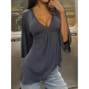 Women’s V-neck pleated batwing sleeve autumn/winter Y2K casual basic T-shirt; women’s comfortable long-sleeve top with casual boho sleeves GARMENTARY
